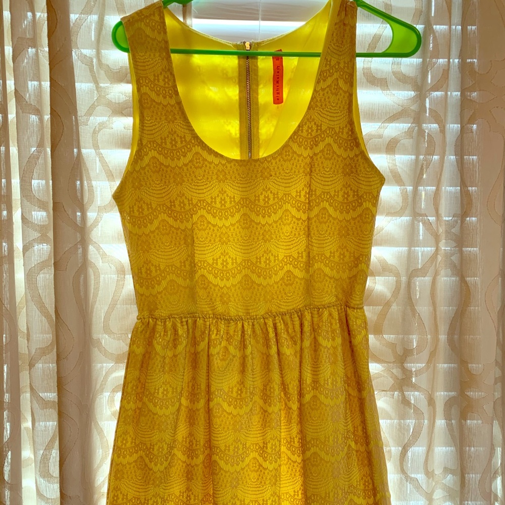 Cute yellow spring dress!!